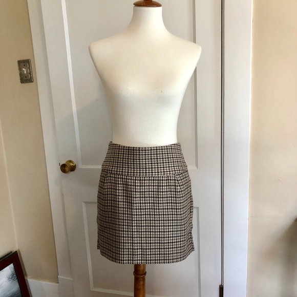 Banana Republic Skirt - Picture 1 of 2